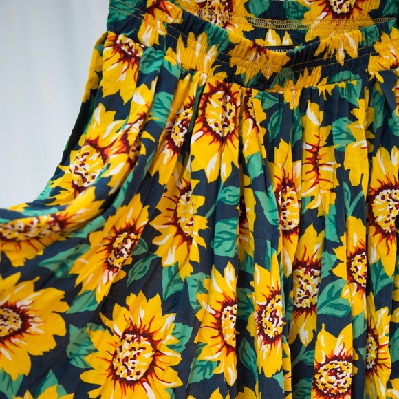 RARE Brandy Melville Luma Sunflower Skirt - Picture 5 of 10